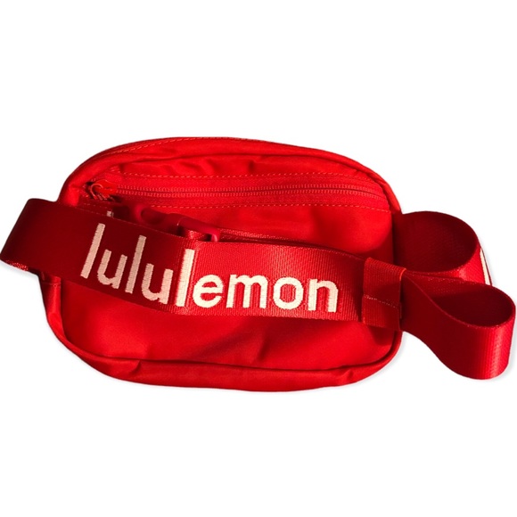 Lululemon Everywhere Belt Bag Logo White Letters Extended Strap Red Exclusive - Picture 2 of 9